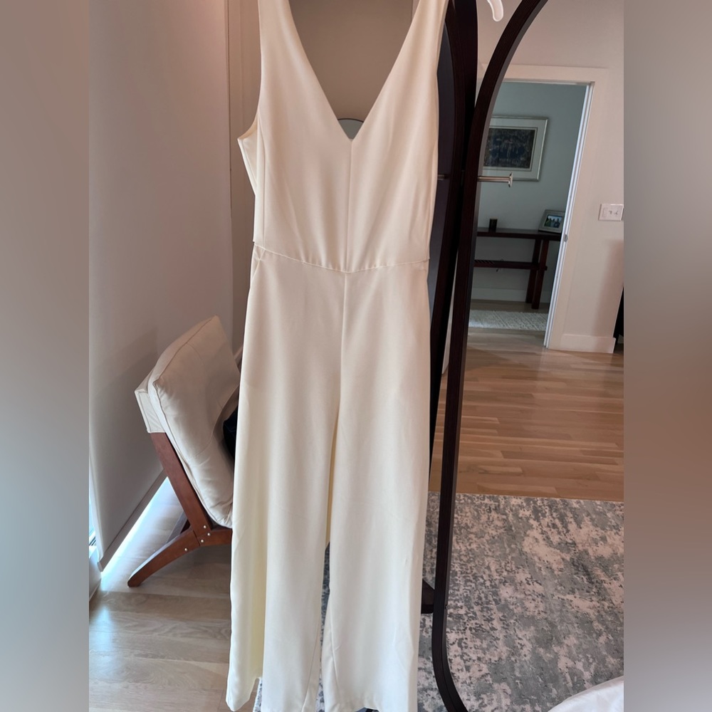 White jumpsuit (cropped) -XS